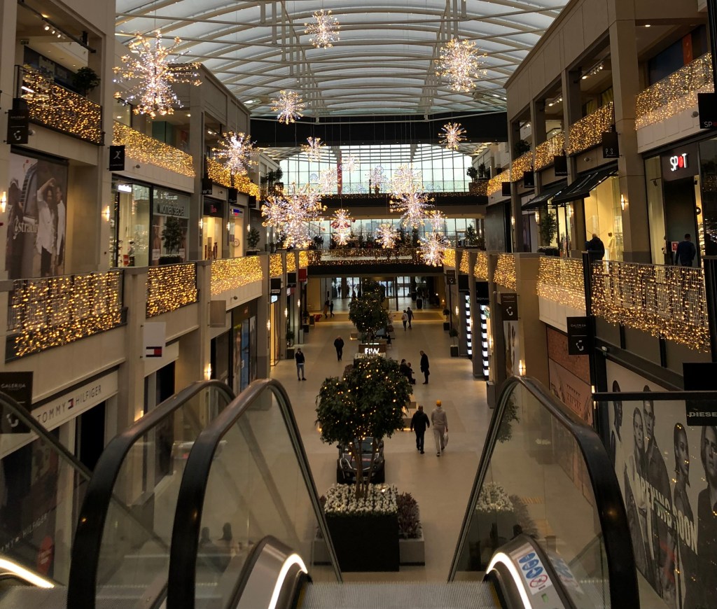 A Love Letter to Malls (in&nbsp;Serbia)
